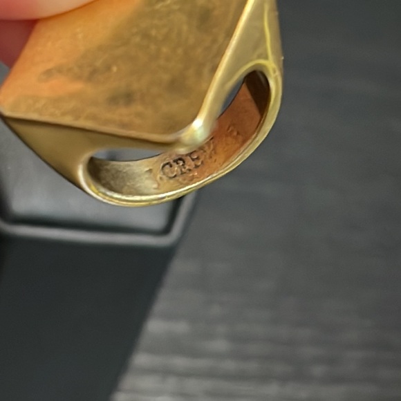Size 6 J. Crew Ring - Picture 4 of 7